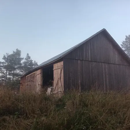 Glamping Kotitila Kiveinen * Laitila