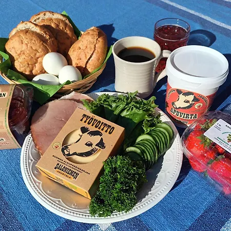 Glamping Kotitila Kiveinen 豪华帐篷 *