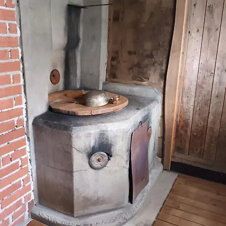 Glamping Kotitila Kiveinen * Laitila