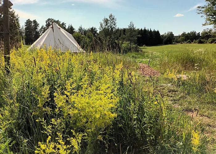 Luxuszelt Glamping Kotitila Kiveinen *